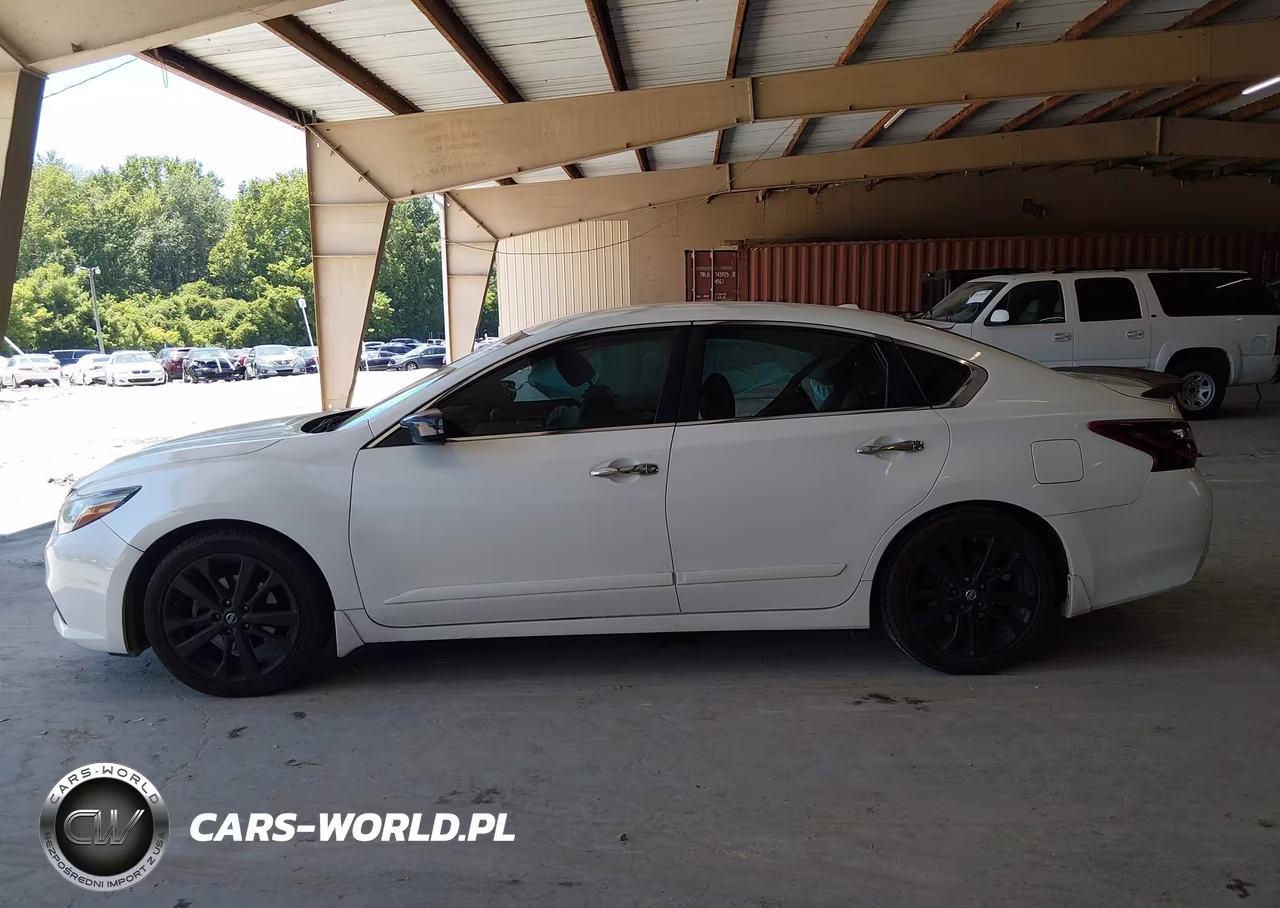 2018 Nissan Altima 2.5 Sr VIN:1N4AL3AP1JC477261 - 15