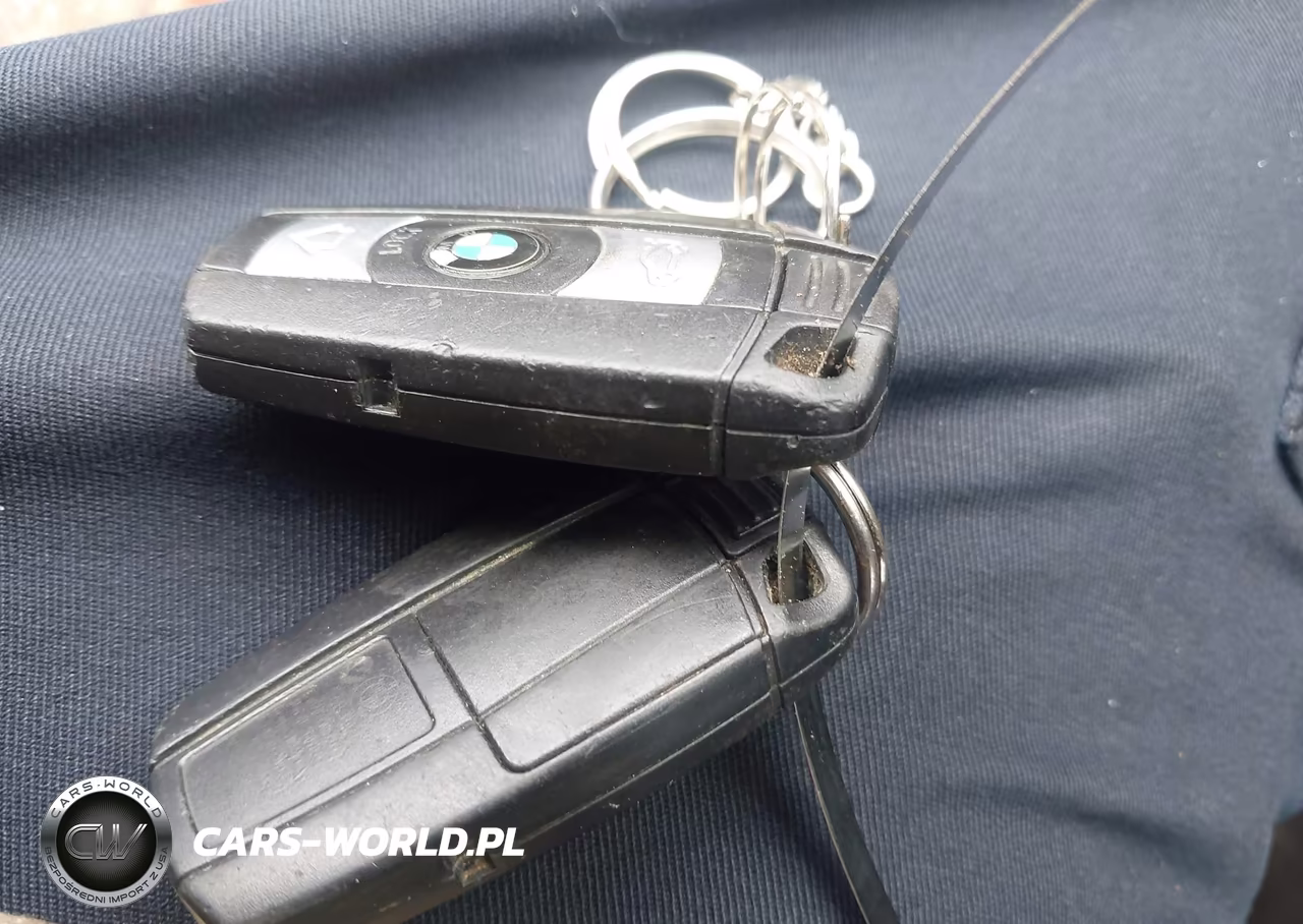 2011 BMW 328I VIN:WBAPH7G5XBNN04222 - 11