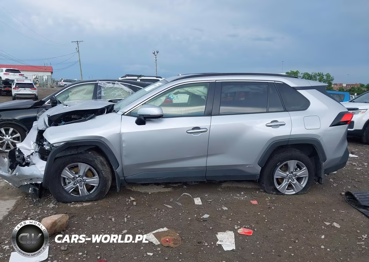 2025 Toyota Rav4 Hybrid Xle VIN:JTMRWRFV0SJ082578 - 14