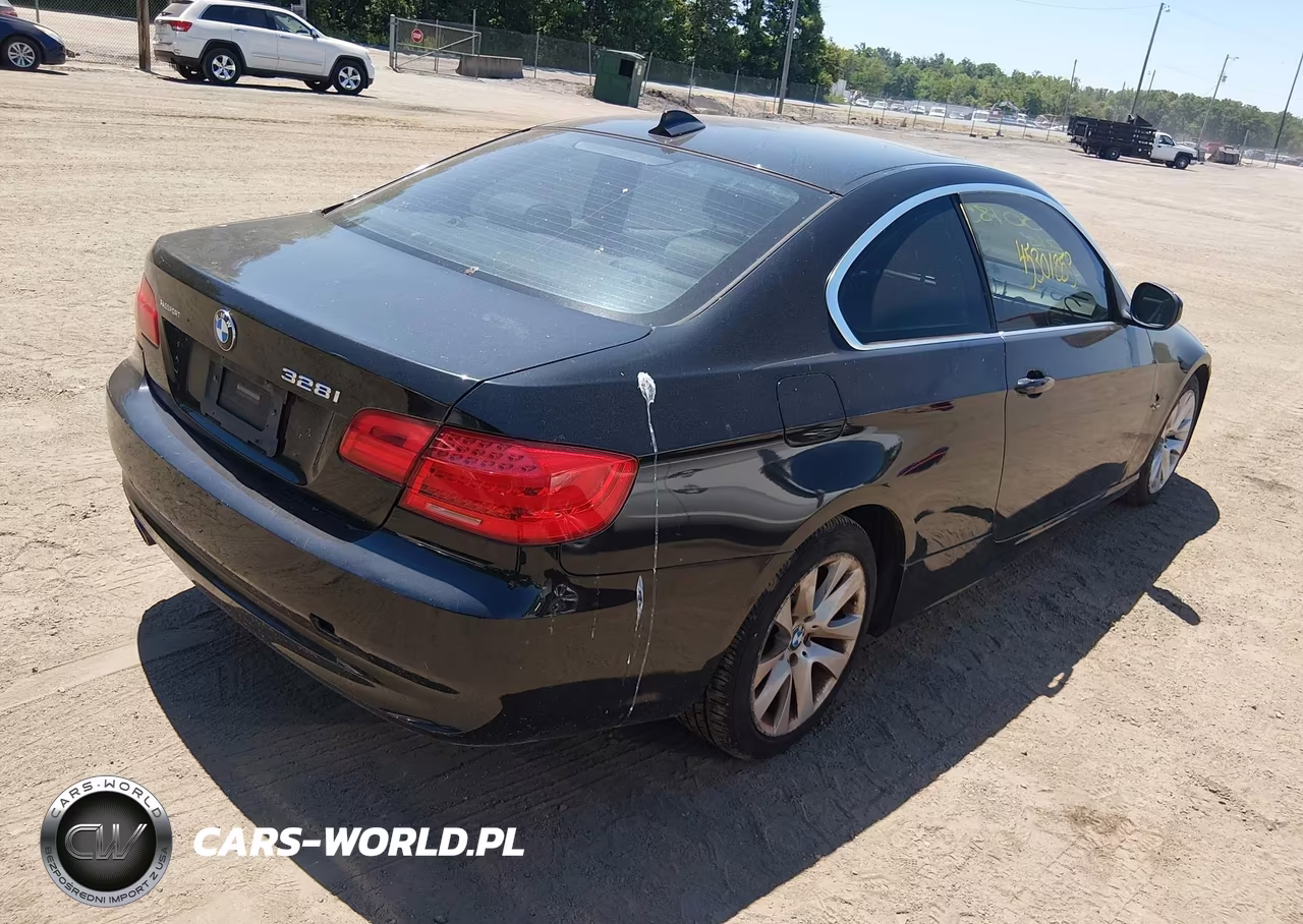 2011 BMW 328I xDrive VIN:WBAKF5C51BE587095 - 4