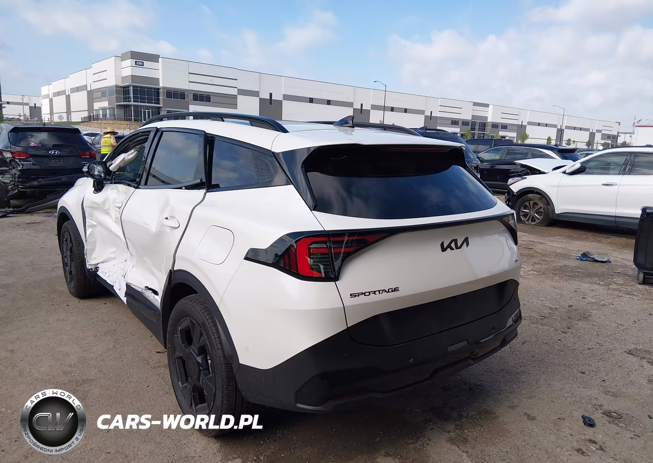 2026 Kia Sportage Plug-In Hybrid X-Line Prestige VIN:KNDPZDDH3T7324163 - 3