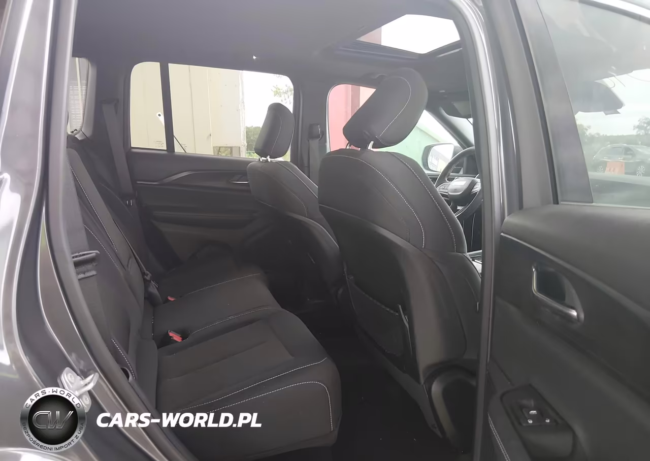 2025 Jeep Grand Cherokee Laredo X 4X4 VIN:1C4RJHAG6SC292642 - 8