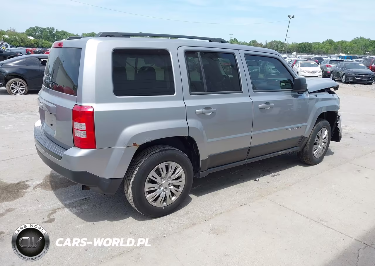 2014 Jeep Patriot Sport VIN:1C4NJPBB1ED916325 - 4
