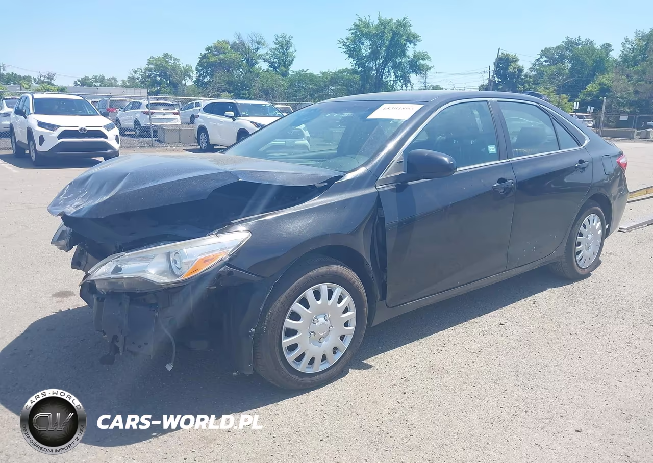 2016 Toyota Camry Le VIN:4T1BF1FK6GU216570 - 2