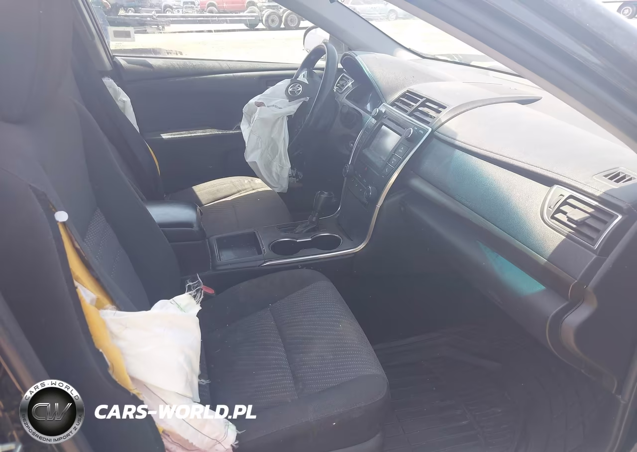 2016 Toyota Camry Le VIN:4T1BF1FK6GU216570 - 5