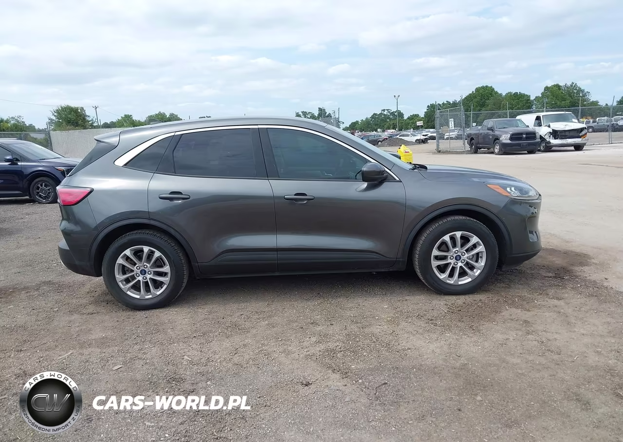 2020 Ford Escape Se VIN:1FMCU0G65LUB56359 - 13