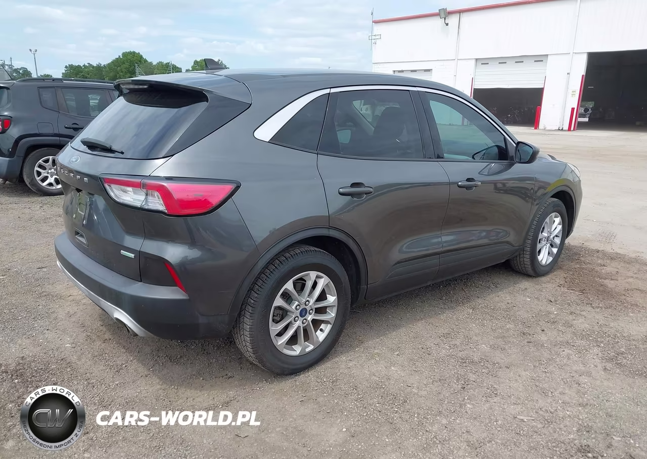2020 Ford Escape Se VIN:1FMCU0G65LUB56359 - 4