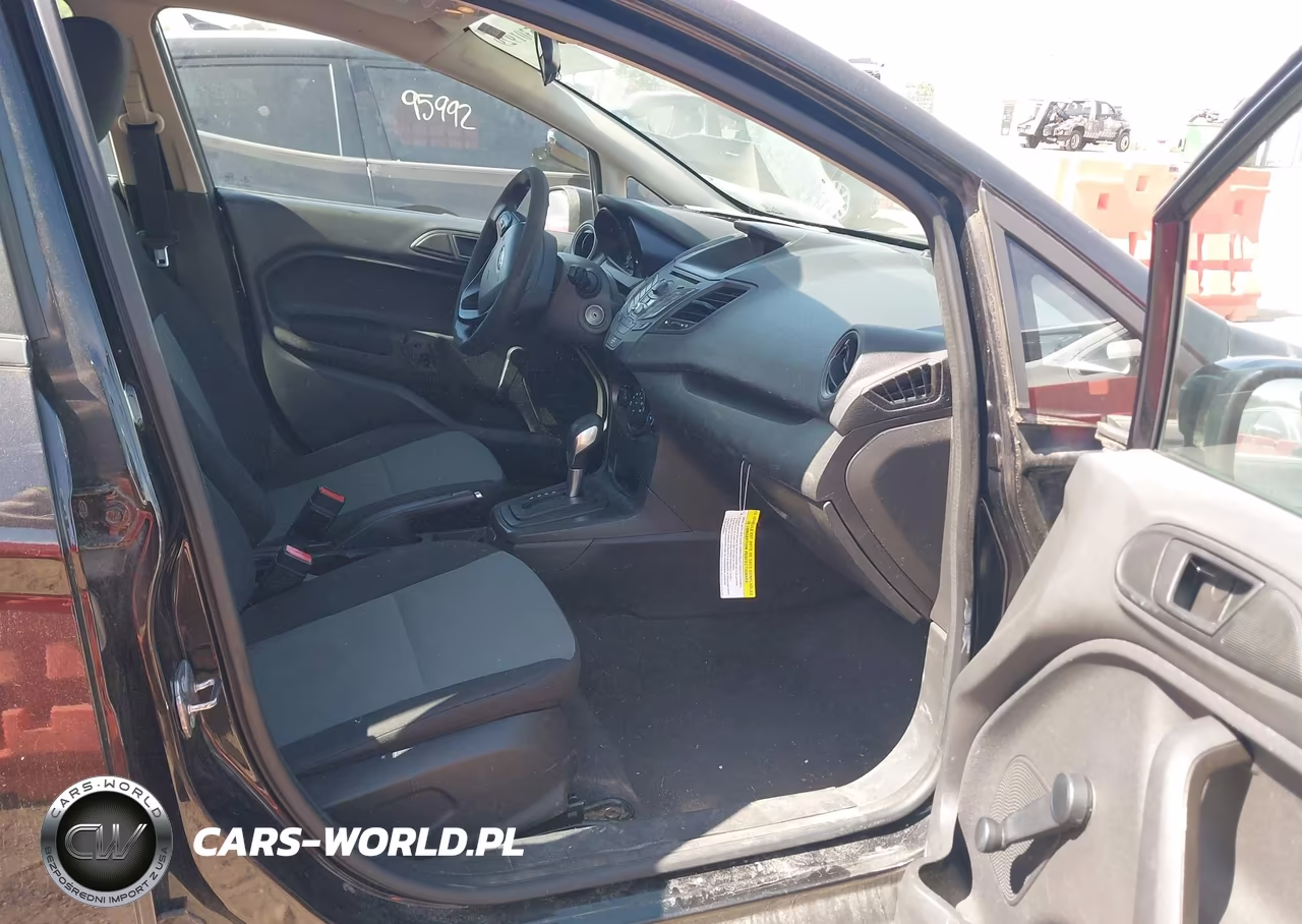 2015 Ford Fiesta S VIN:3FADP4TJ7FM179805 - 5