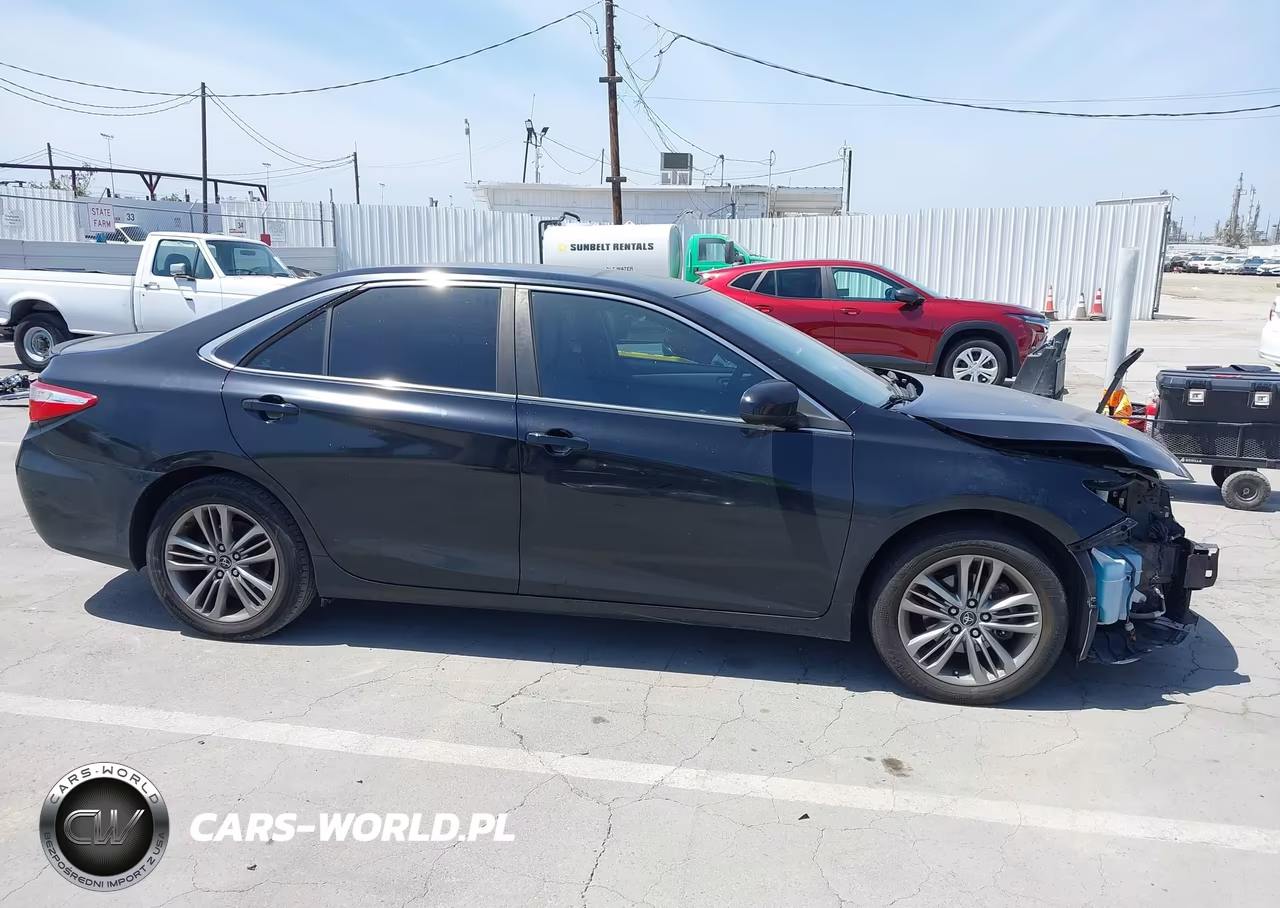 2015 Toyota Camry Se VIN:4T1BF1FK5FU013586 - 14