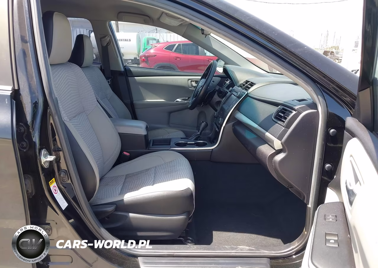 2015 Toyota Camry Se VIN:4T1BF1FK5FU013586 - 5