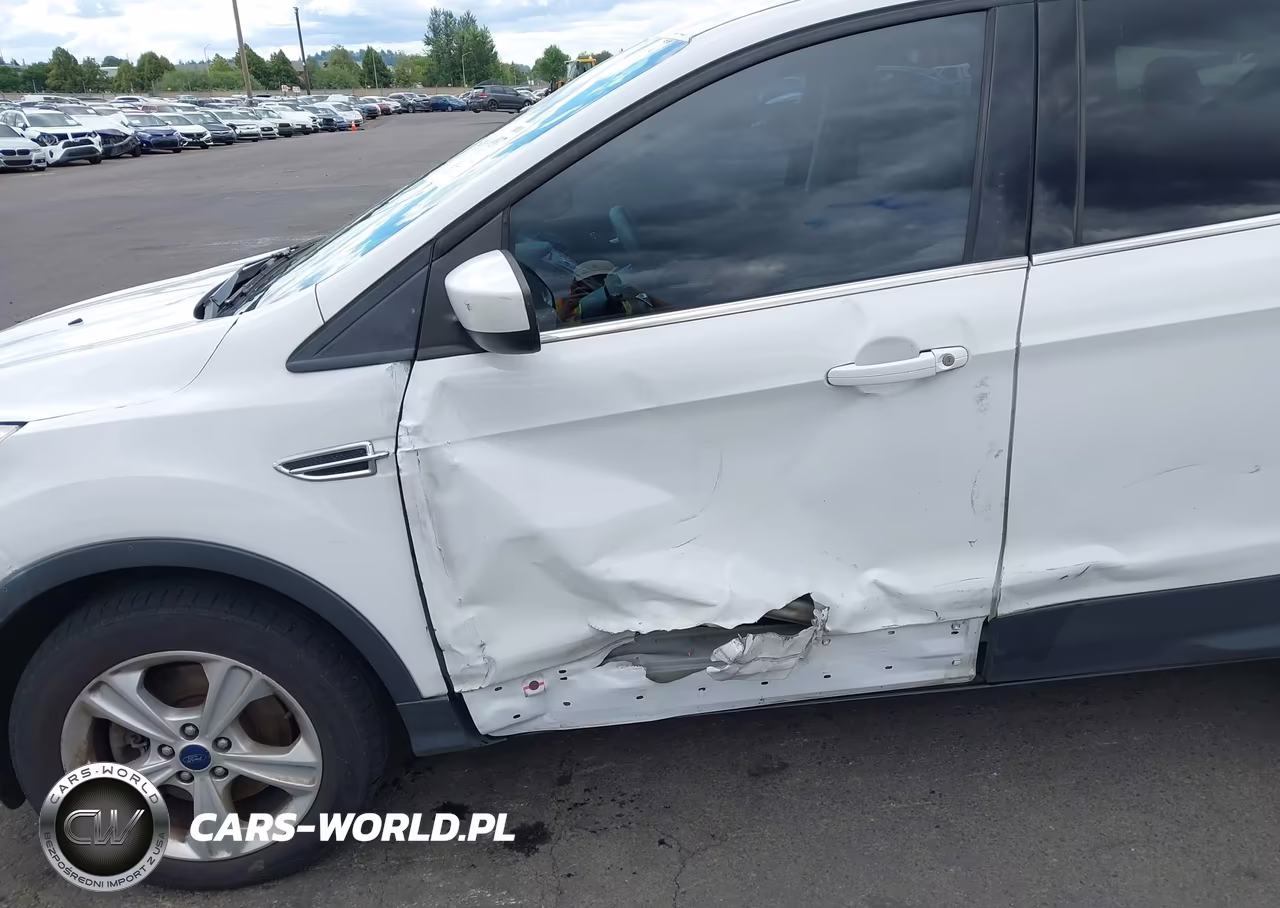 2016 Ford Escape Se VIN:1FMCU9GX6GUC30486 - 6