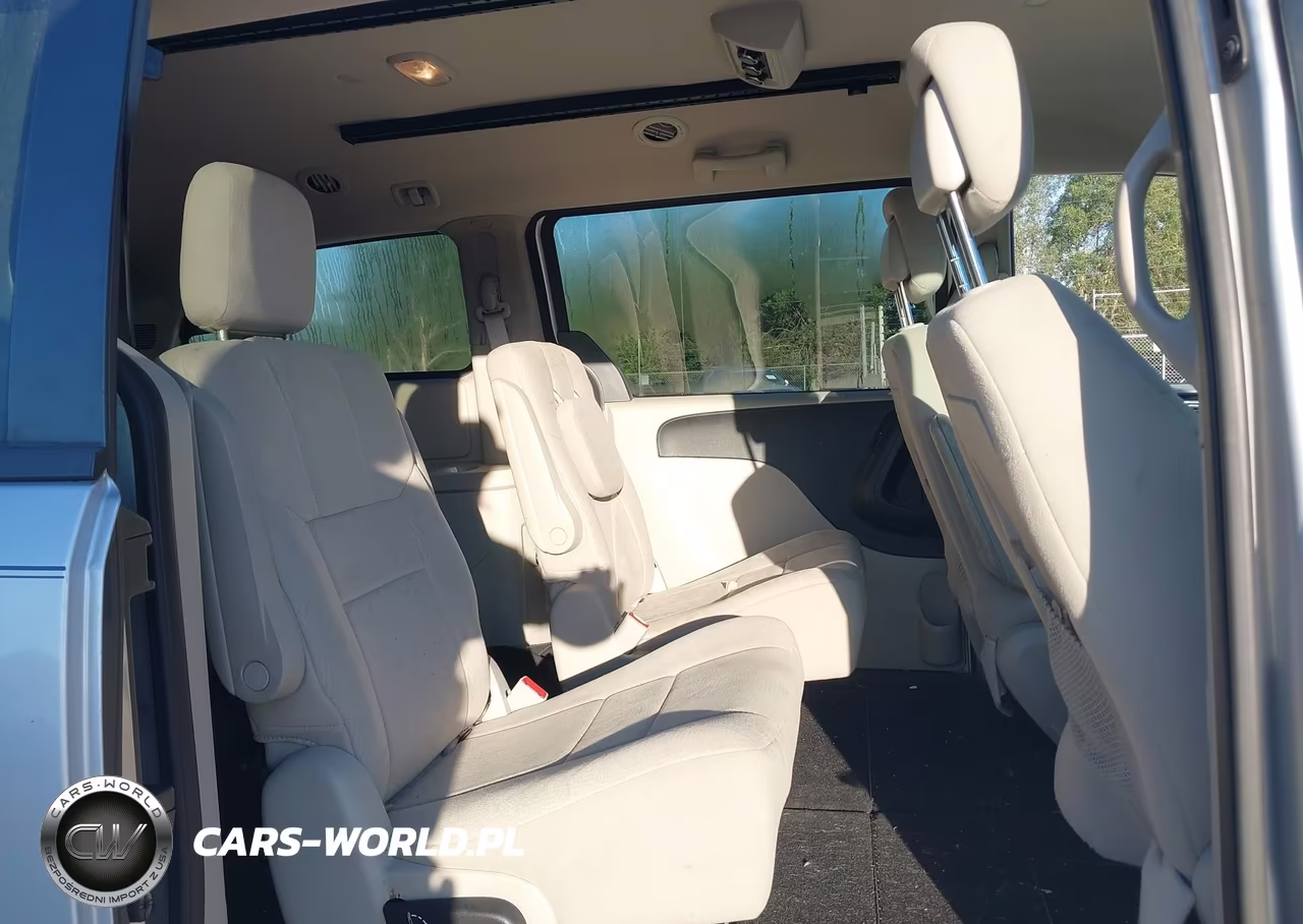 2012 Dodge Grand Caravan Sxt VIN:2C4RDGCG9CR136358 - 8