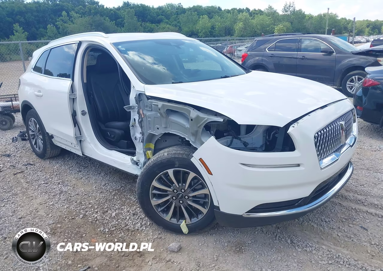 2023 Lincoln Nautilus Standard – zdjęcie 1 z 19