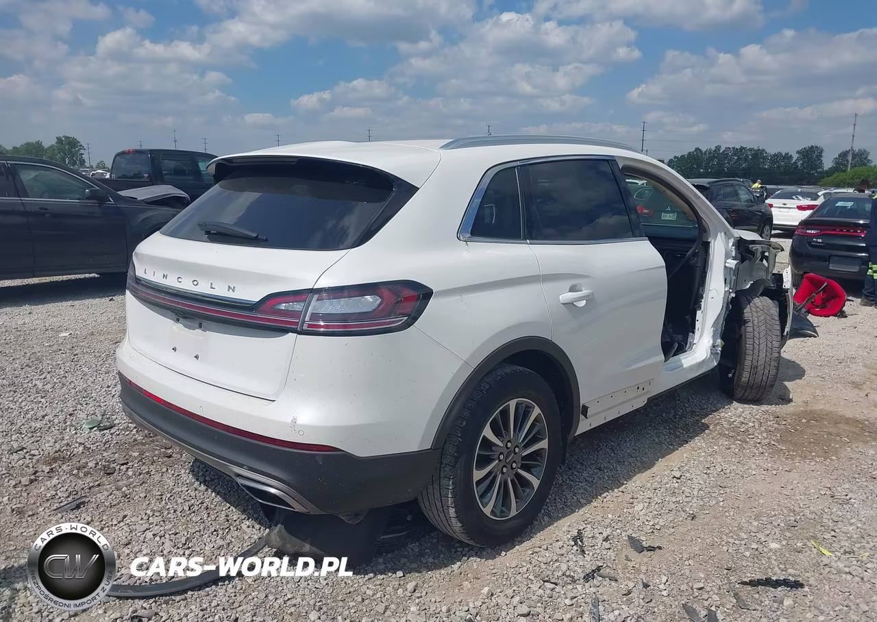 2023 Lincoln Nautilus Standard VIN:2LMPJ6J90PBL02523 - 4