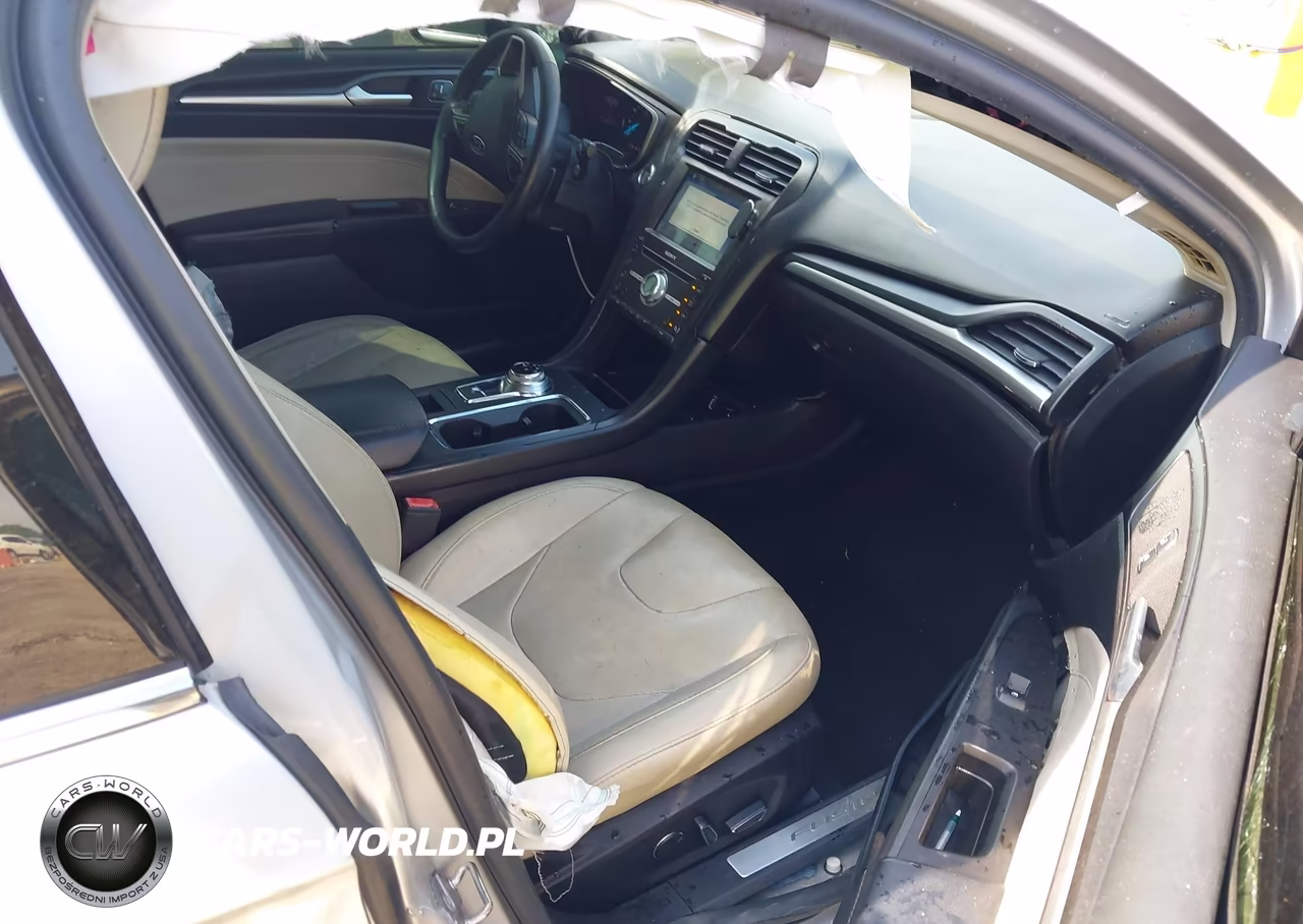 2017 Ford Fusion Titanium VIN:3FA6P0K91HR270504 - 5