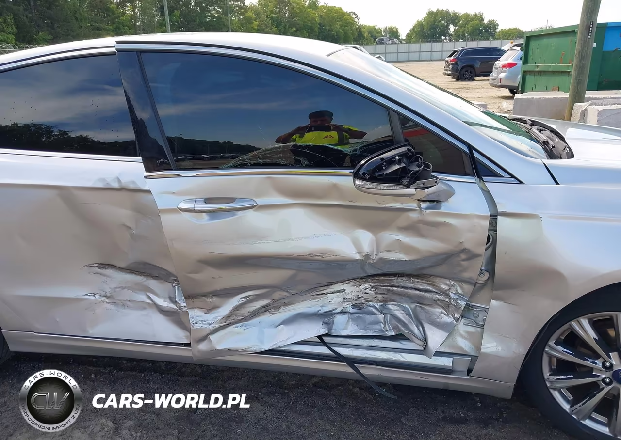 2017 Ford Fusion Titanium VIN:3FA6P0K91HR270504 - 6