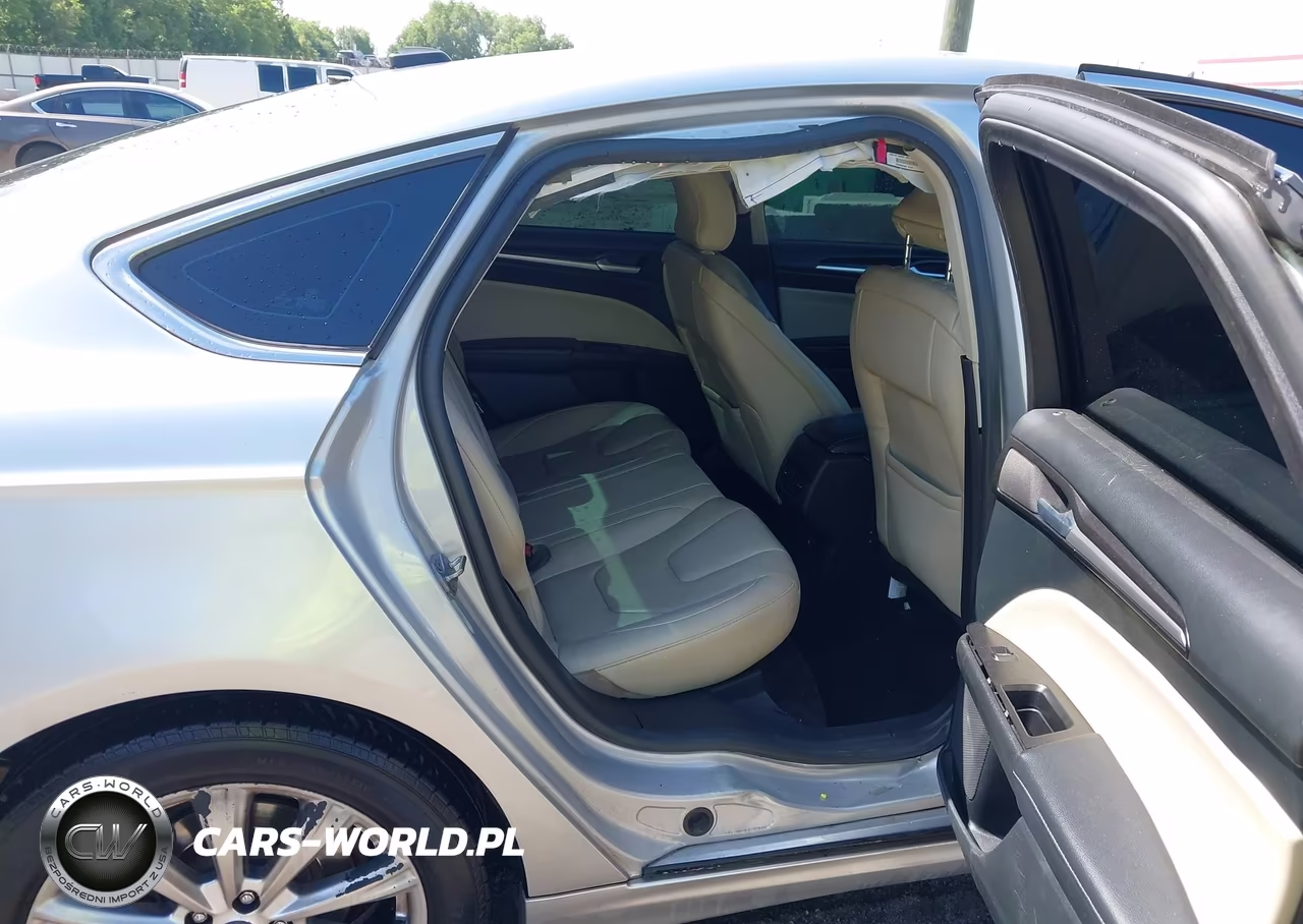 2017 Ford Fusion Titanium VIN:3FA6P0K91HR270504 - 8