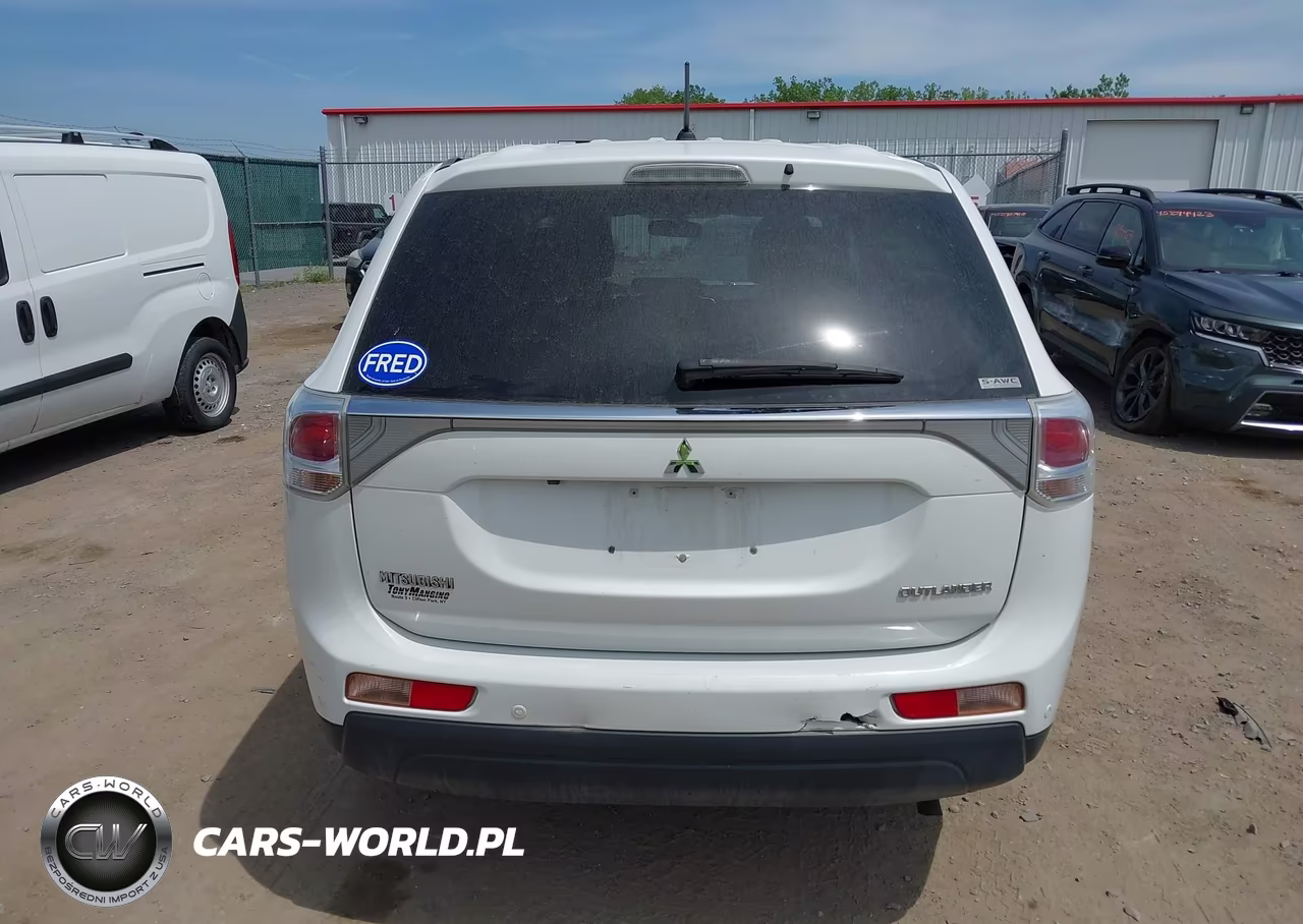 2014 Mitsubishi Outlander Se VIN:JA4AZ3A37EZ015693 - 16