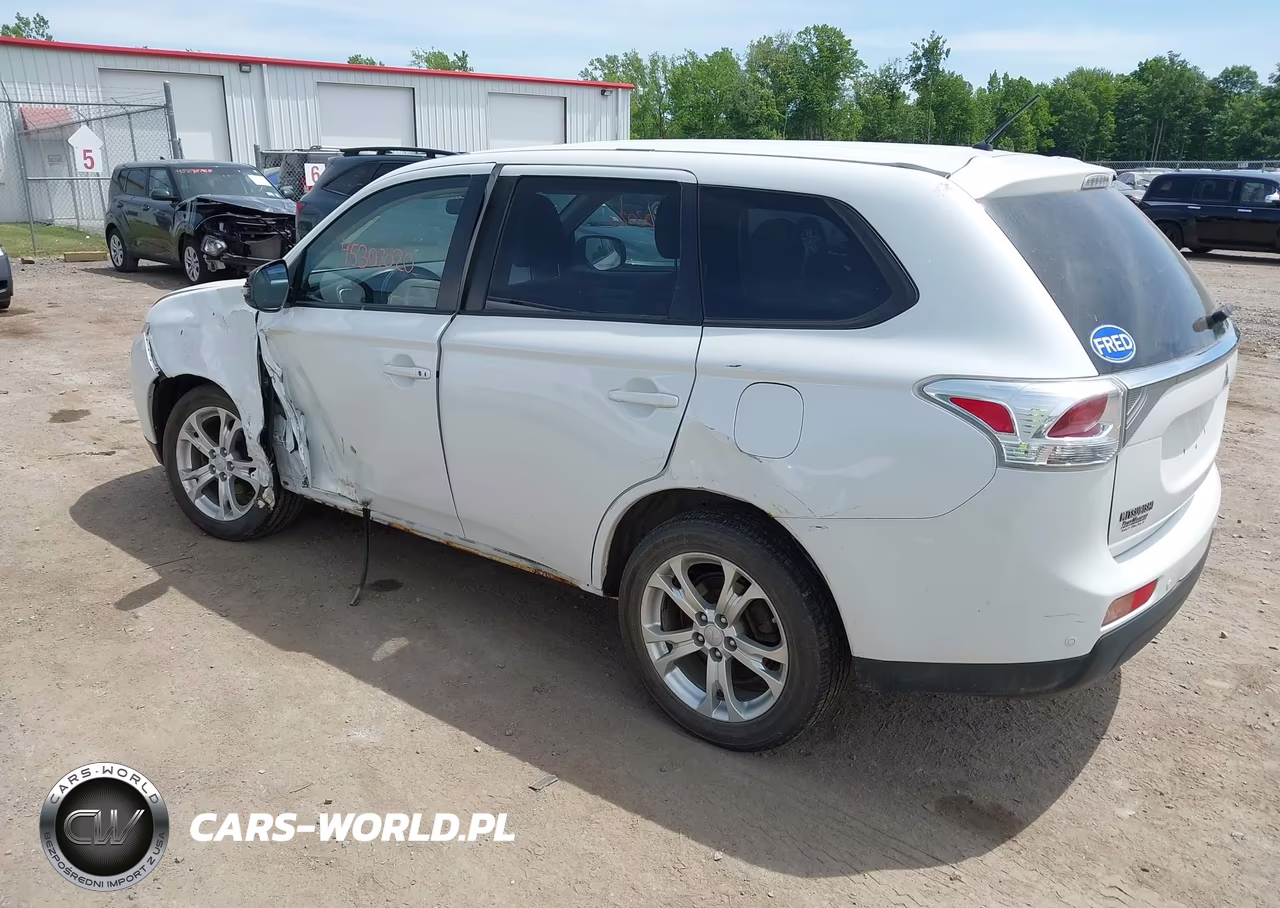 2014 Mitsubishi Outlander Se VIN:JA4AZ3A37EZ015693 - 3