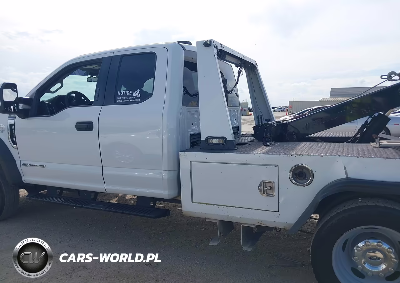 2020 Ford F-550 Chassis Xlt VIN:1FD0X5GT1LED70093 - 14