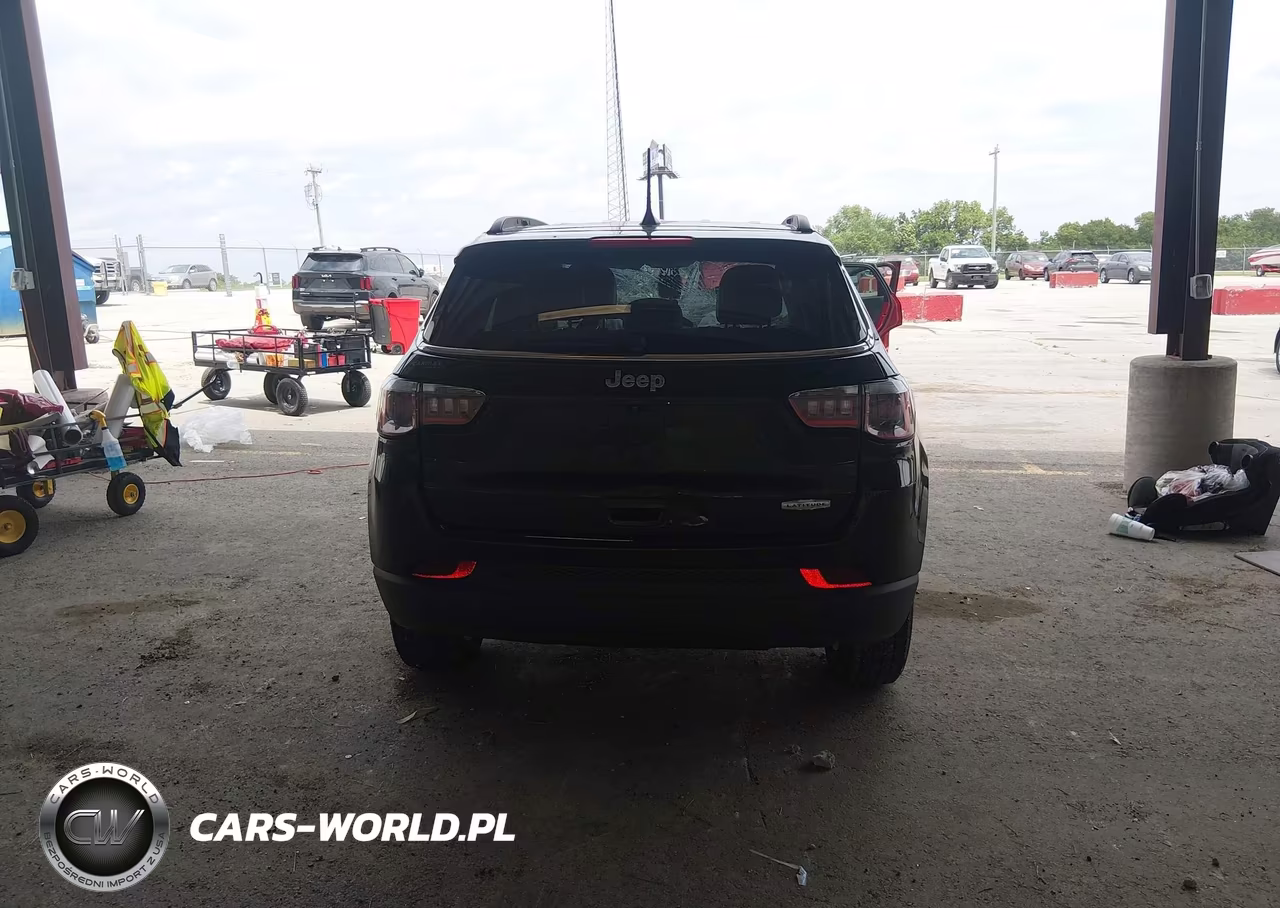 2018 Jeep Compass Latitude Fwd VIN:3C4NJCBB3JT181778 - 17
