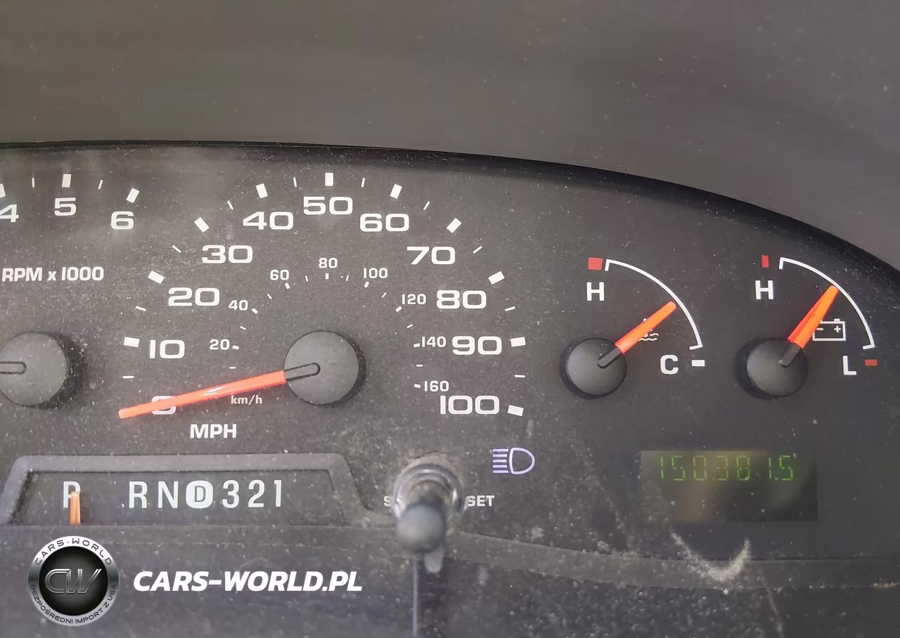 2005 Ford E-350 Cutaway Standard VIN:1FDWE35L15HA40012 - 5