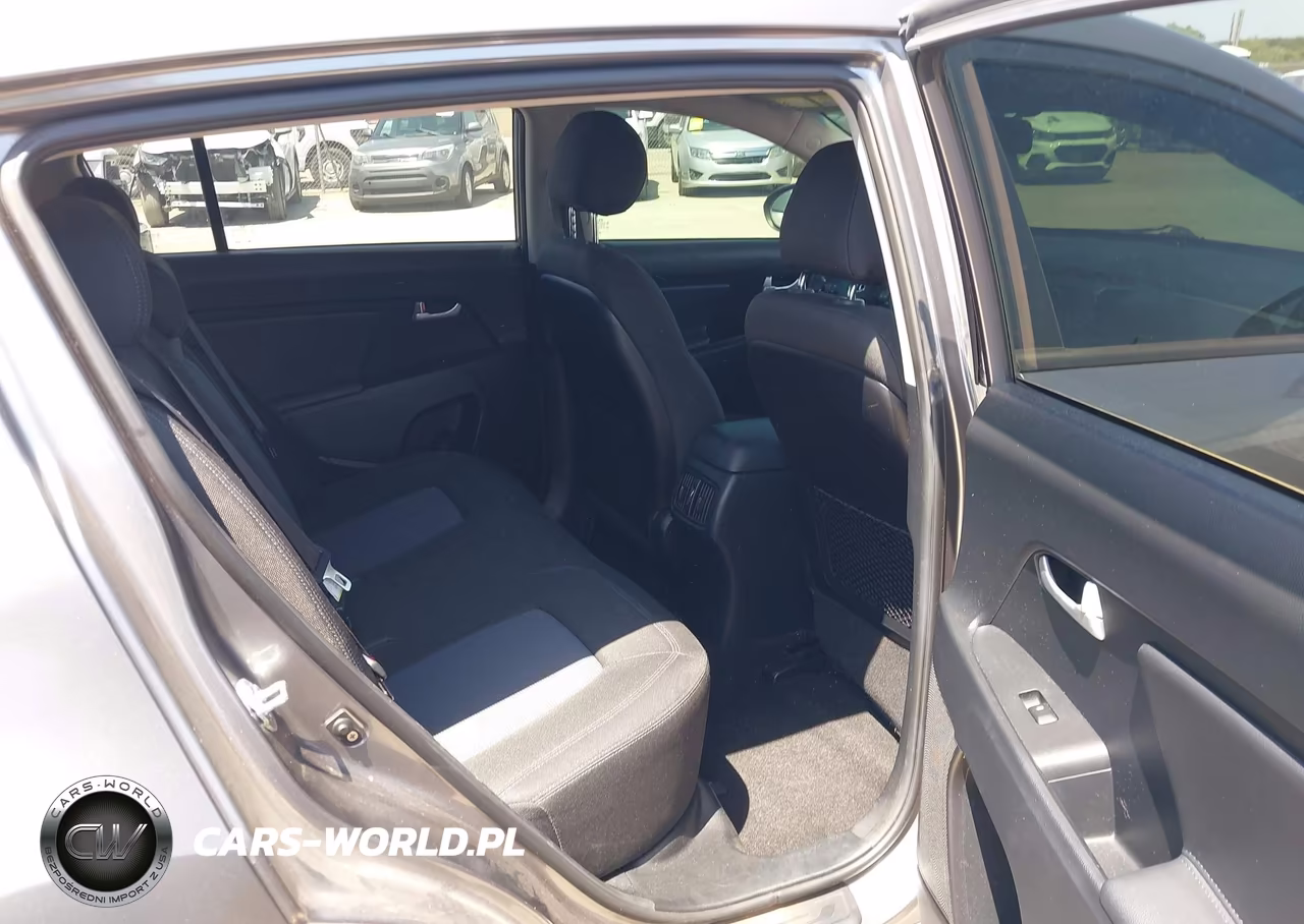 2016 Kia Sportage Lx VIN:KNDPB3AC3G7856283 - 8