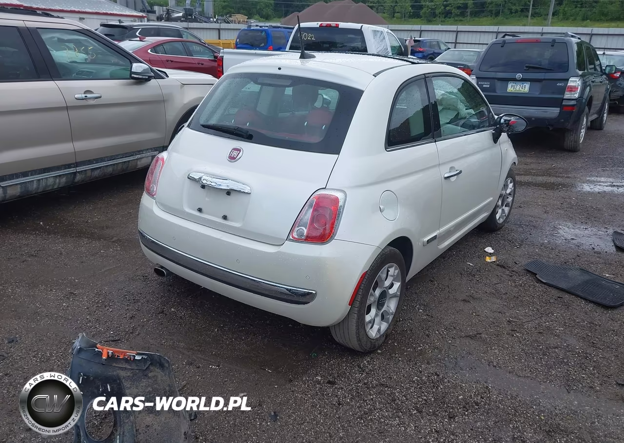 2017 Fiat 500 Lounge VIN:3C3CFFCR4HT544013 - 4