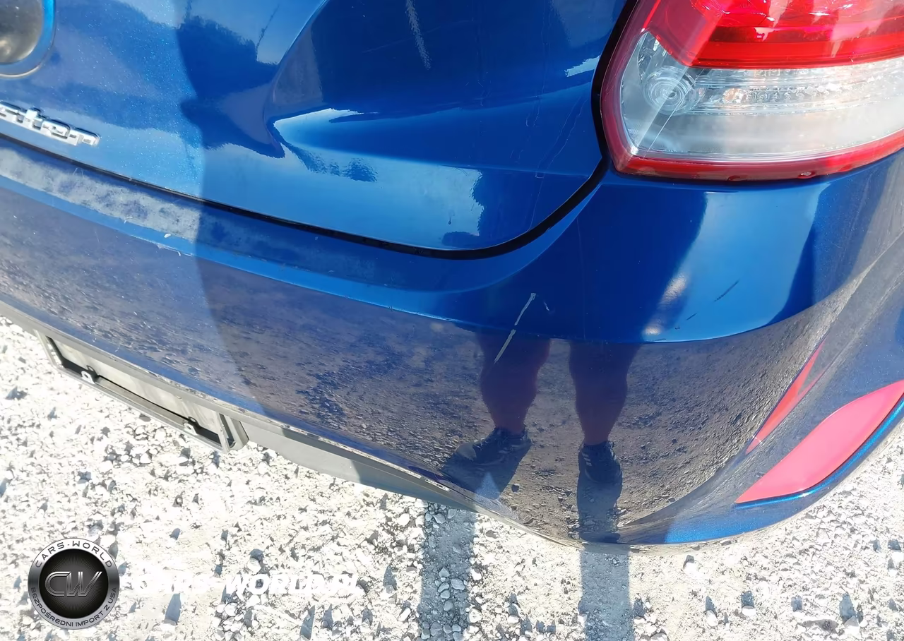 2017 Hyundai Veloster VIN:KMHTC6AD6HU311537 - 12