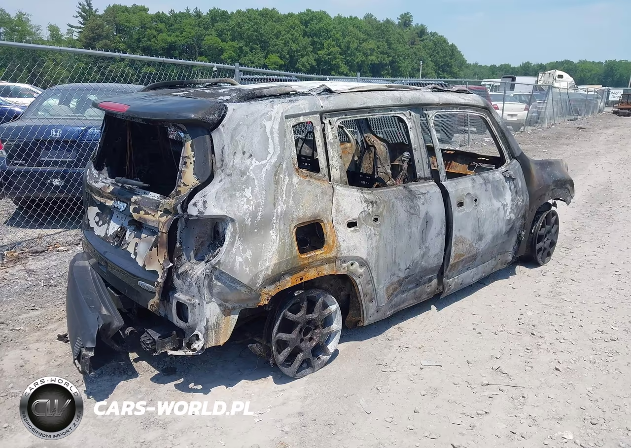 2020 Jeep Renegade Latitude 4X4 VIN:ZACNJBBB6LPL97786 - 4