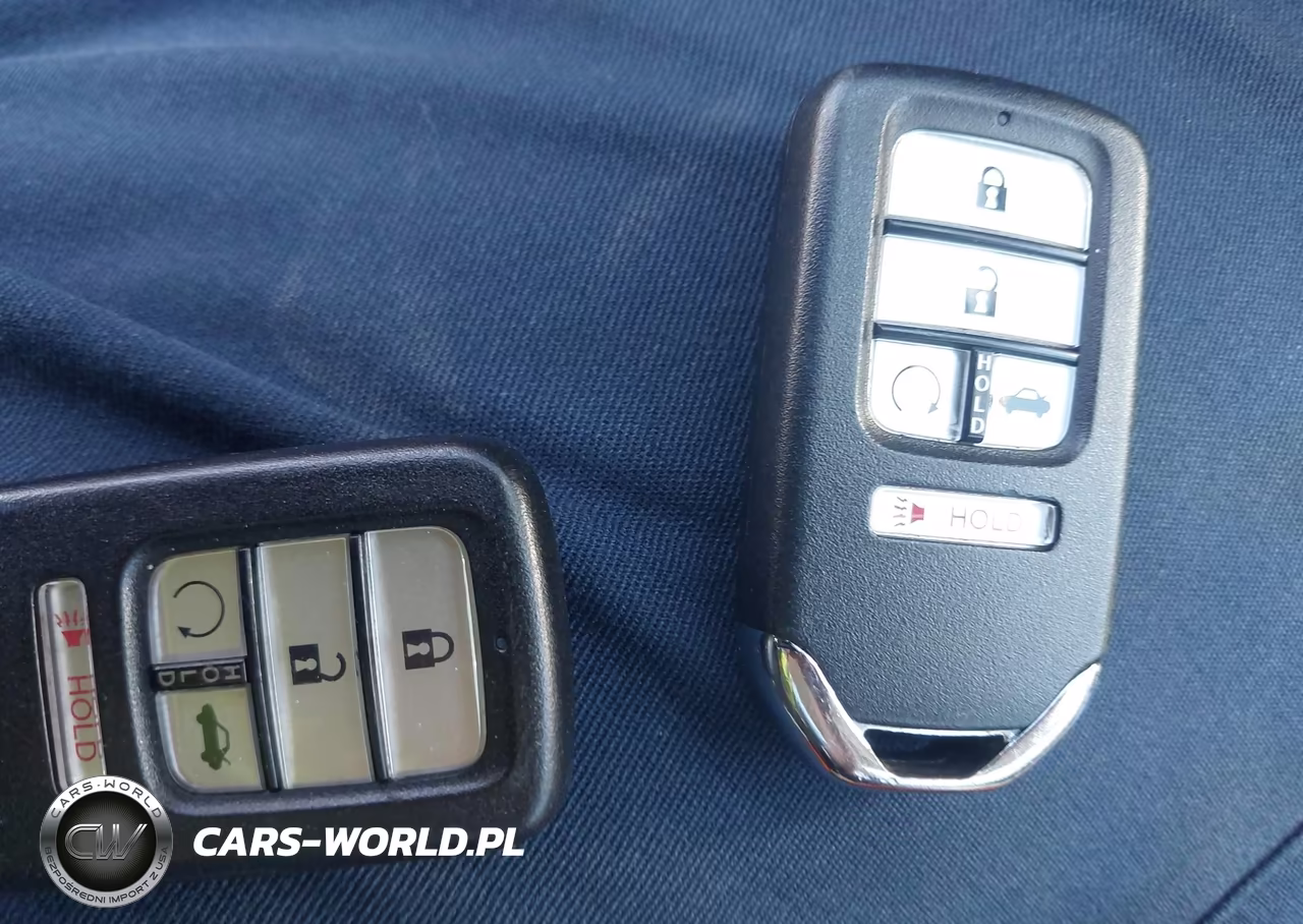 2021 Honda Insight Touring VIN:19XZE4F98ME004638 - 11