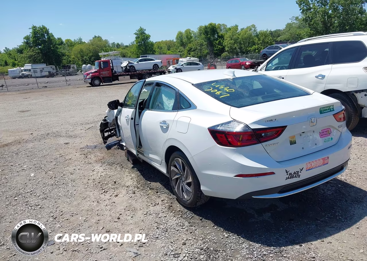 2021 Honda Insight Touring VIN:19XZE4F98ME004638 - 3