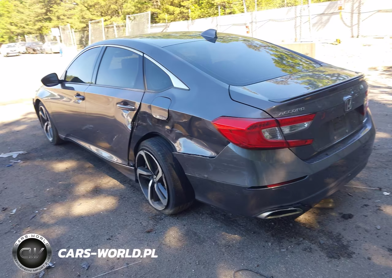 2018 Honda Accord Sport VIN:1HGCV1F38JA180377 - 3