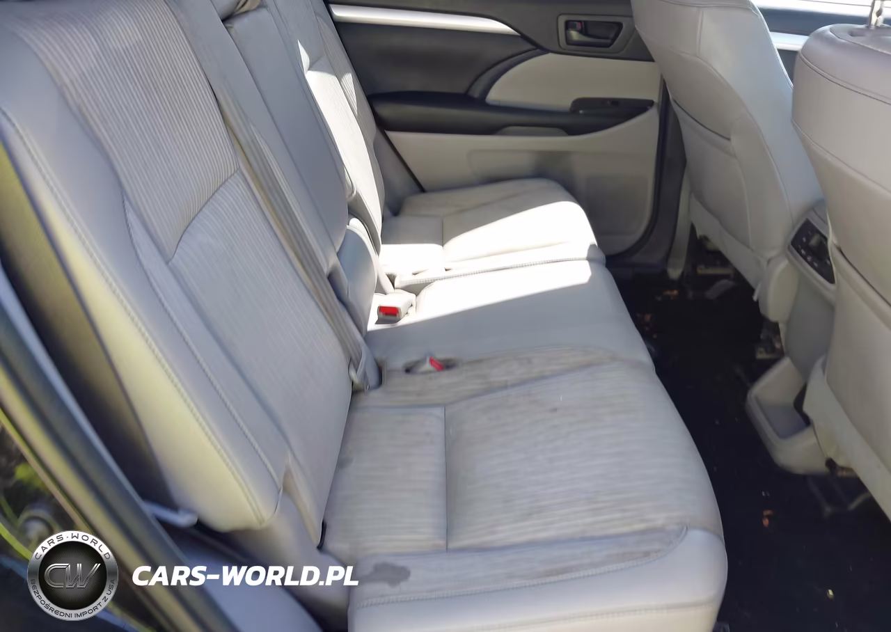 2017 Toyota Highlander Le Plus VIN:5TDBZRFH6HS381779 - 8