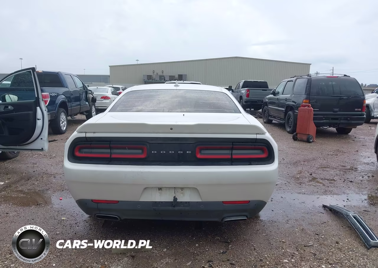 2015 Dodge Challenger Sxt Plus VIN:2C3CDZBG3FH706467 - 17