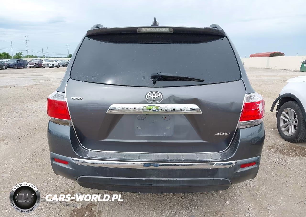 2011 Toyota Highlander Base V6 VIN:5TDBK3EH6BS055216 - 16