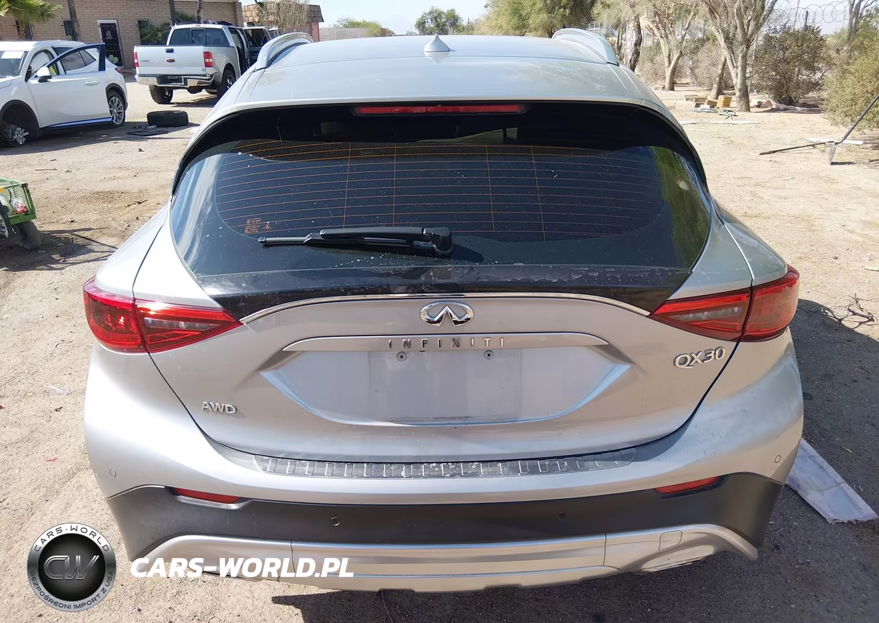 2018 Infiniti Qx30 Premium VIN:SJKCH5CR7JA054255 - 15