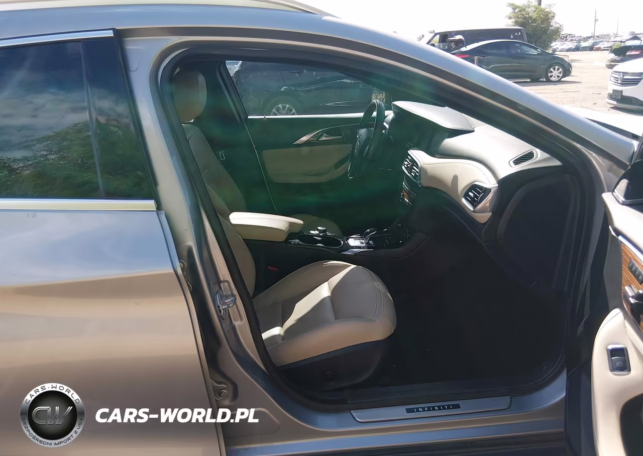 2018 Infiniti Qx30 Premium VIN:SJKCH5CR7JA054255 - 5