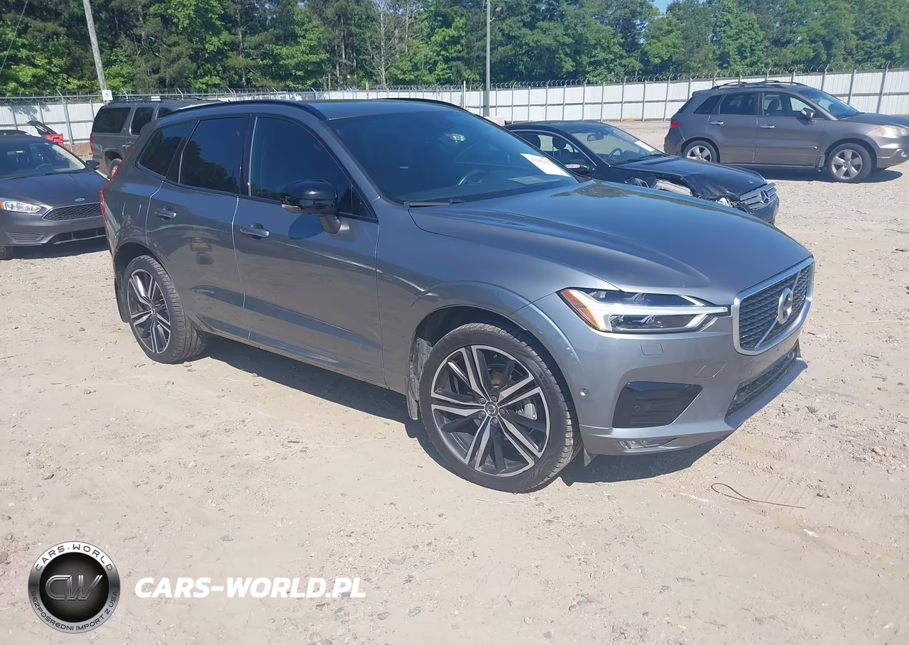2020 Volvo Xc60 T5 R-Design – zdjęcie 1 z 17
