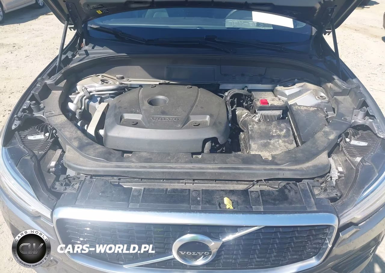 2020 Volvo Xc60 T5 R-Design VIN:YV4102DM2L1512402 - 10