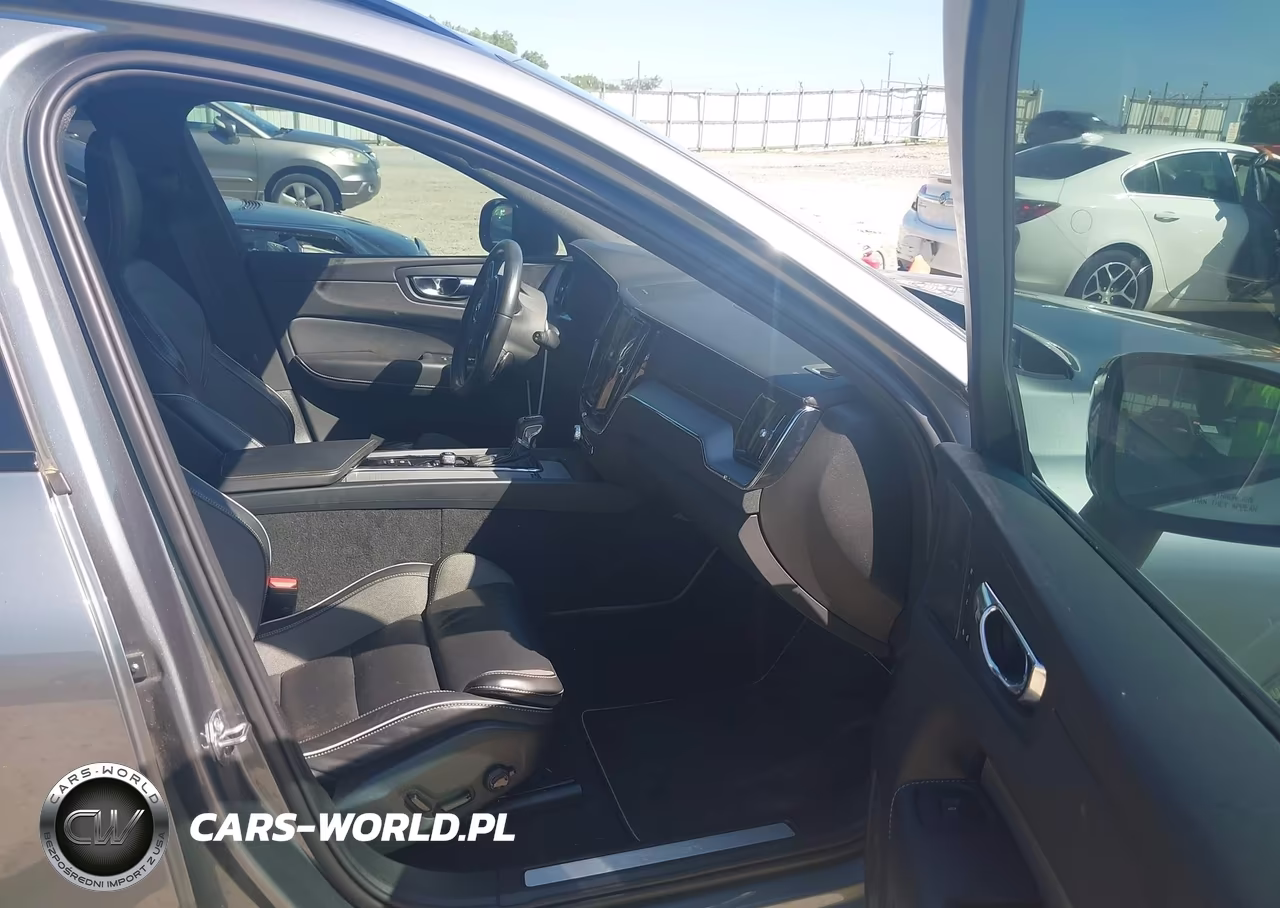 2020 Volvo Xc60 T5 R-Design VIN:YV4102DM2L1512402 - 5