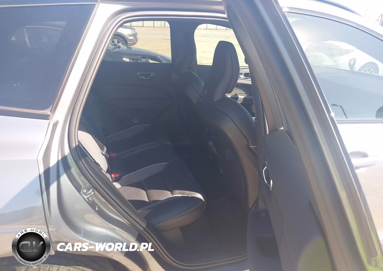 2020 Volvo Xc60 T5 R-Design VIN:YV4102DM2L1512402 - 8