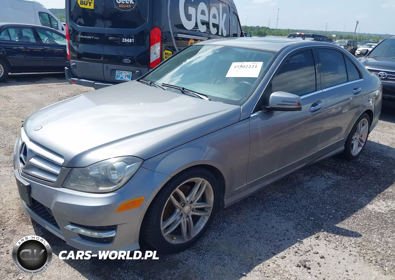 2012 Mercedes-Benz C 300 Sport 4Matic VIN:WDDGF8BB7CR233146 - 2