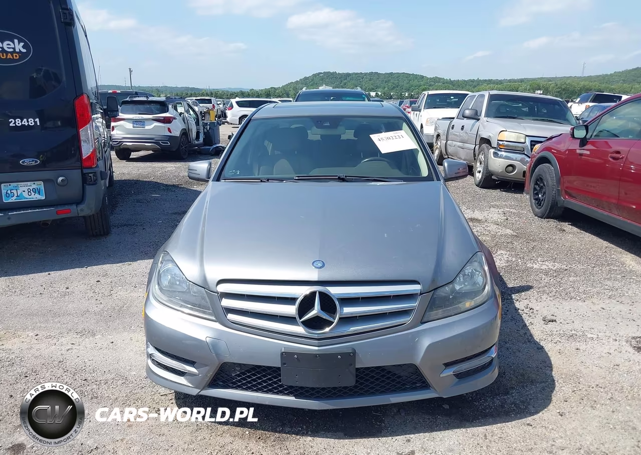 2012 Mercedes-Benz C 300 Sport 4Matic VIN:WDDGF8BB7CR233146 - 6