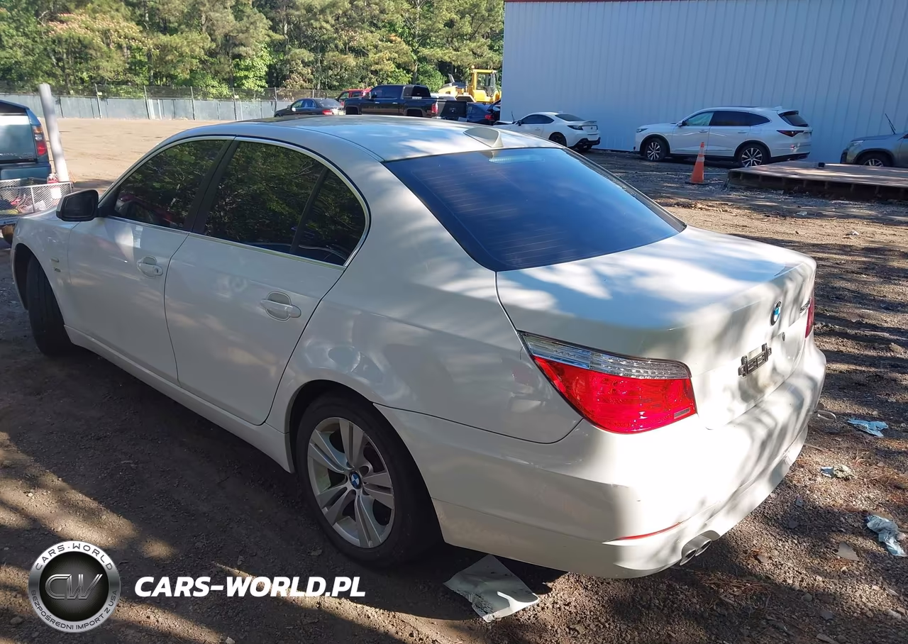 2010 BMW 528I xDrive VIN:WBANV1C5XAC389148 - 3