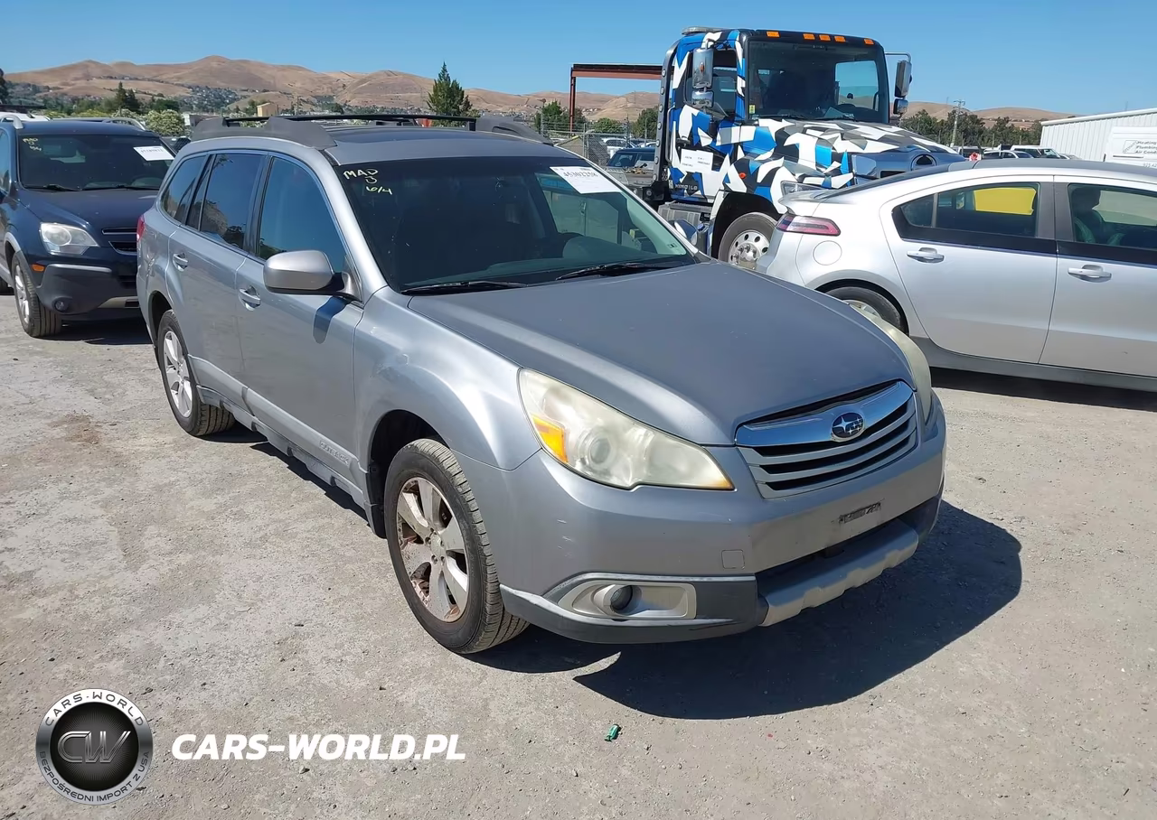 2010 Subaru Outback 3.6R Limited – zdjęcie 1 z 11