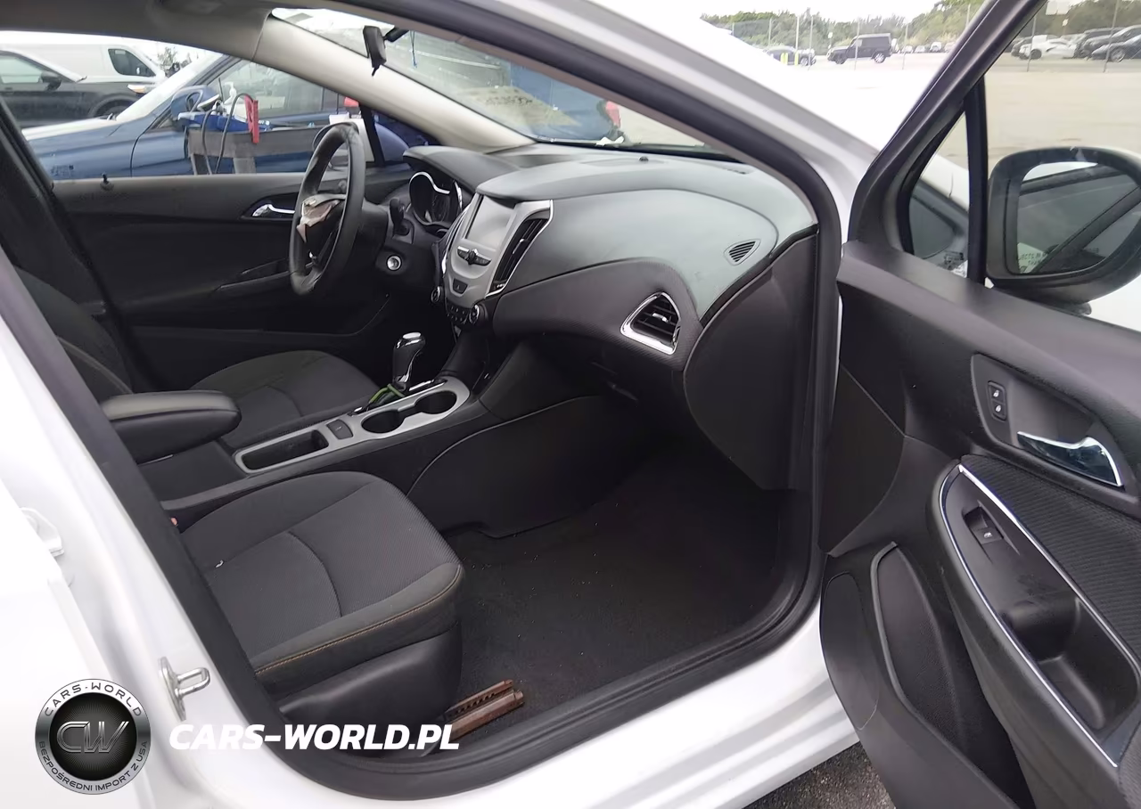 2017 Chevrolet Cruze Ls Auto VIN:1G1BC5SM1H7279936 - 5