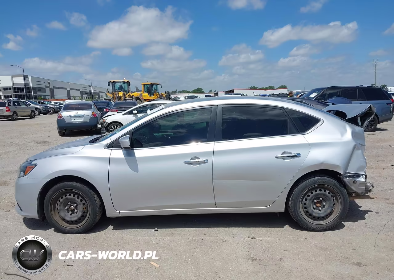2018 Nissan Sentra S VIN:3N1AB7AP5JY295481 - 15