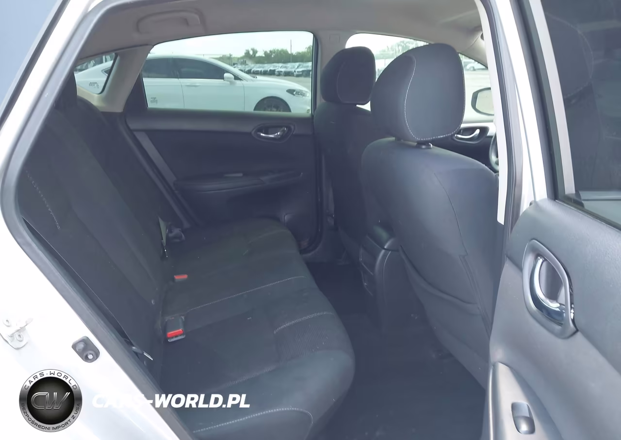 2018 Nissan Sentra S VIN:3N1AB7AP5JY295481 - 8
