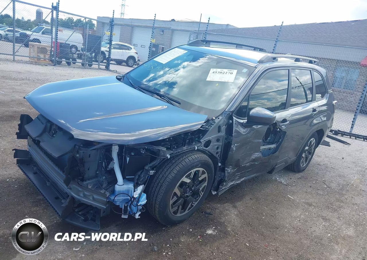2025 Subaru Forester Premium VIN:JF2SLDBC1SH425344 - 2